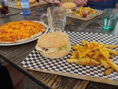 Cbc Come, Bebe Y Calla