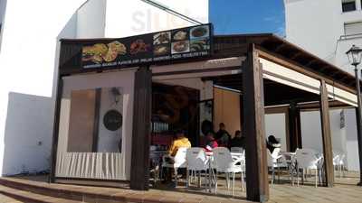 La Gran Tapa Burger Pizza