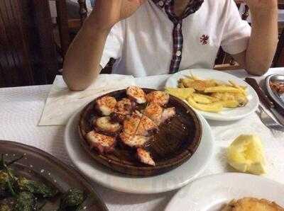 Los Sobrinos Del Padre Benito