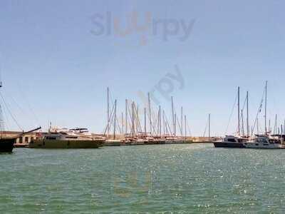 La Taberna De Port Ginesta