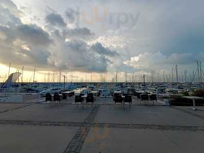 La Taberna De Port Ginesta