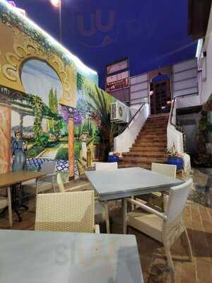 Yasmin Lebanese Restaurant