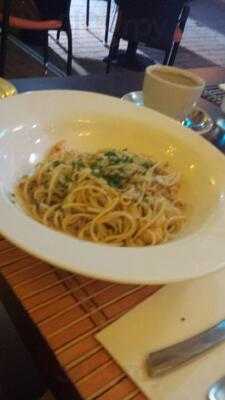 El Rancho Bar Restuarant