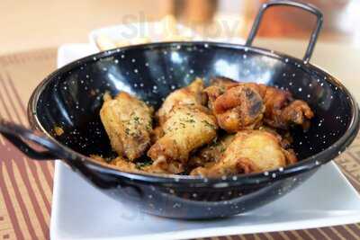 El Cau Del Vermut - Photo 8