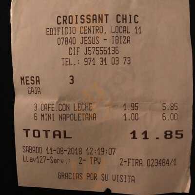 Croissant Chic