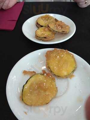 Vertical Four Clover