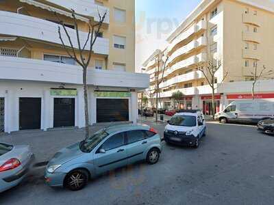 Vertical Four Clover