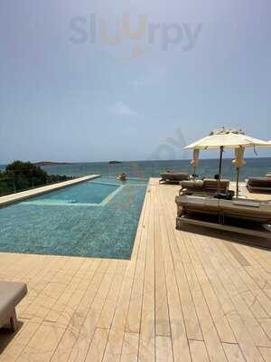 Radio Me Ibiza Rooftop Bar