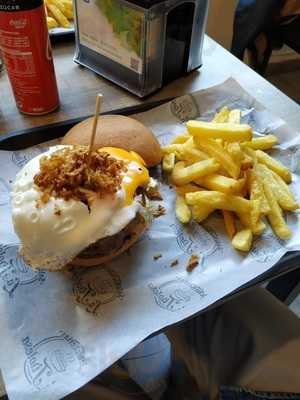 Salchicherias La Tirolesa