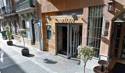 Antiqua Pub