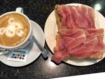 Café Cervecería El Sie7e