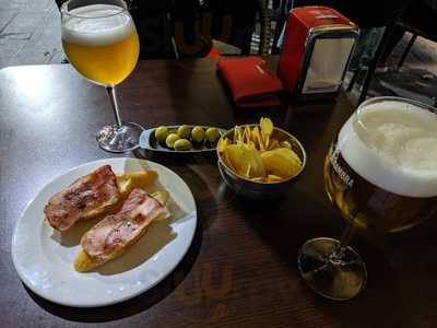 Café Cervecería El Sie7e