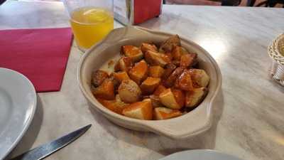 La Satisfecha, Taberna Tipica