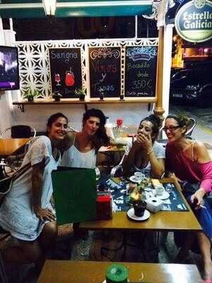 Bien Hecho Vinos Y Tapas