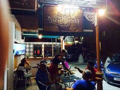 Bien Hecho Vinos Y Tapas