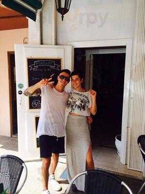 Bien Hecho Vinos Y Tapas