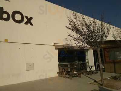 Cafe Bar Box Sport & Library