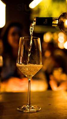 Tapeô Ibiza Wine Bar & Tapas