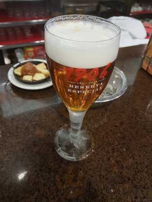 Panadería Cafetería Montirón