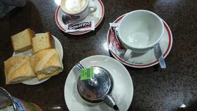 Panadería Cafetería Montirón