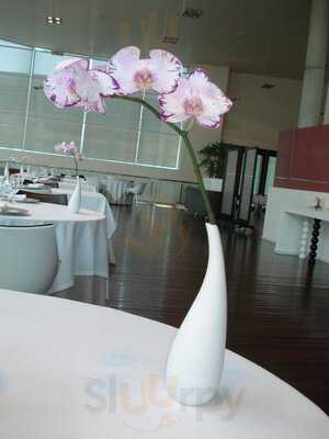 Ramiro's Restaurante