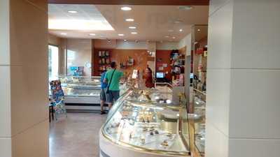 Confiteria Cafeteria Francisco Hernandez