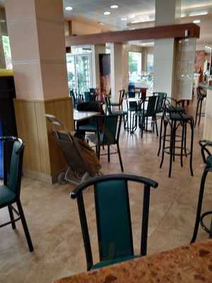 Confiteria Cafeteria Francisco Hernandez