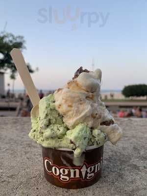 May & Mi On The Beach