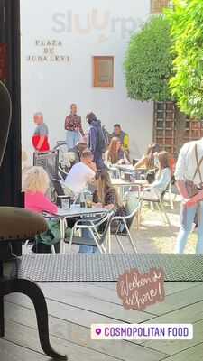 Cosmopolitan Food - Photo 7