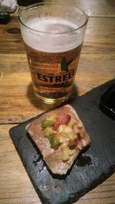 La Santa Beer & Grill