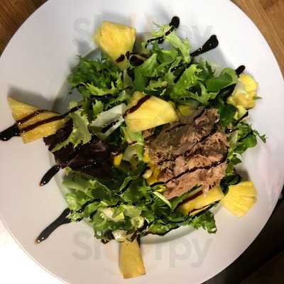 Casa Monti Pizzería & Restaurant