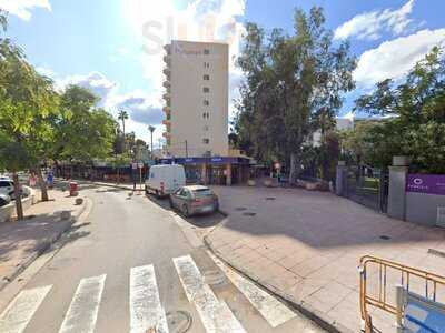 Woodys Cafeteria Bar & Carvery