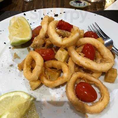 La Huella Café Bistró