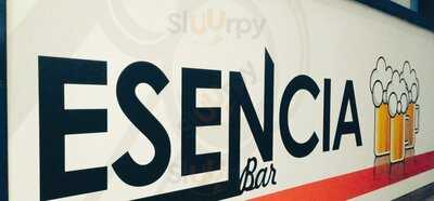La Esencia