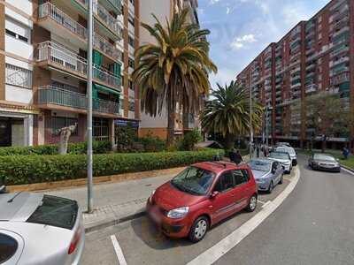 La Salut Kebabish Pizzeria