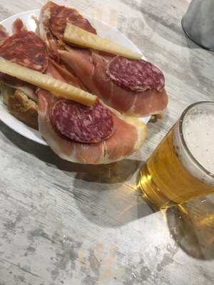 La Tapa Del Barrio Humedo