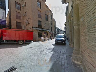 Rincon Bar Beer & Restaurant