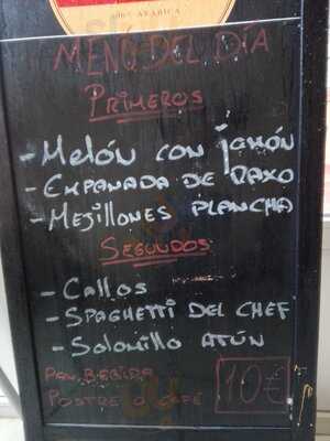 El Obelisco Tapas & Vinos