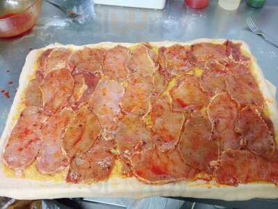 El Obelisco Tapas & Vinos