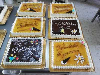 Pastelería Y Confitería Mago