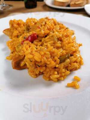 La Taperia De Casa Tomas