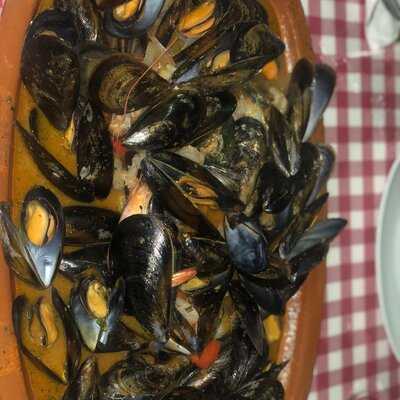 Restaurante - Pizzería Abundia