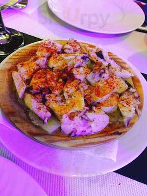 Muma Lounge Restaurant