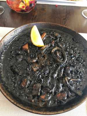 Muma Lounge Restaurant