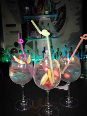 Pepe's Bar Cafe Y Copas