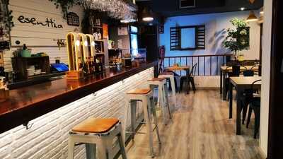 Esenttia