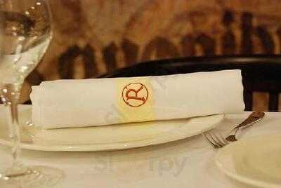 Ravonibus Restaurant