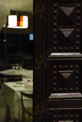 Ravonibus Restaurant