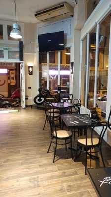 Cerveceria Sacatapas Café