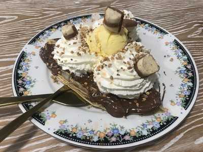 Salon De Thé By La Bohême D'emilie